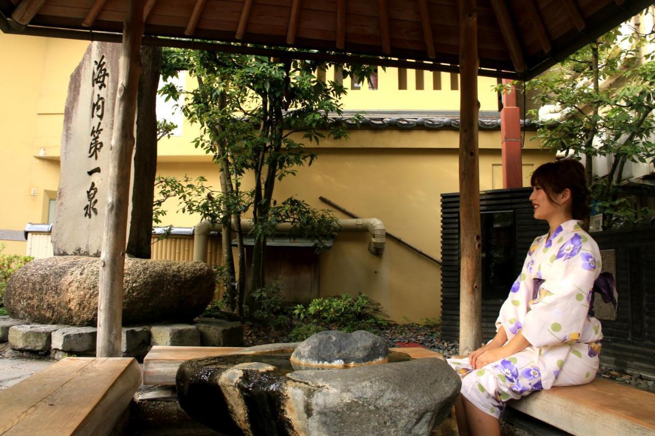 Ougiya Ryokan Тойоока Екстер'єр фото